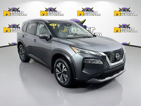 Used 2021 Nissan Rogue SV AWD/4WD image 3
