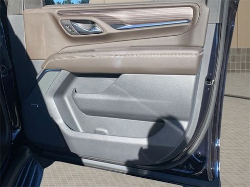 Used 2023 GMC Yukon Denali image 38