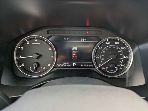 New 2026 Mitsubishi Outlander SE FWD image 25