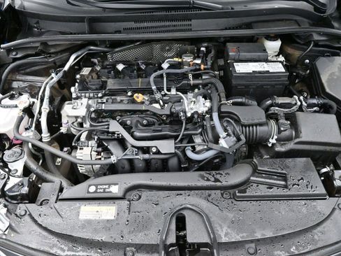 Used 2024 Toyota Corolla LE w/ LE Convenience Package image 32