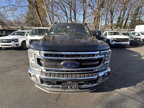 Used 2022 Ford F350 Lariat w/ Lariat Value Package image 2
