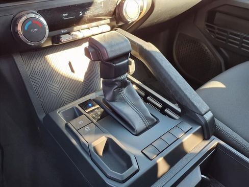 Certified 2024 Toyota Tacoma SR image 25