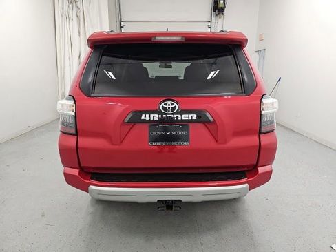 Used 2015 Toyota 4Runner Trail w/ Four Season Floor Mat Package AWD/4WD image 5