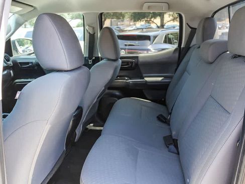 Used 2021 Toyota Tacoma SR AWD/4WD image 16