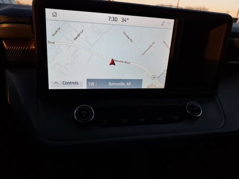 Used 2024 Ford Maverick Lariat image 17