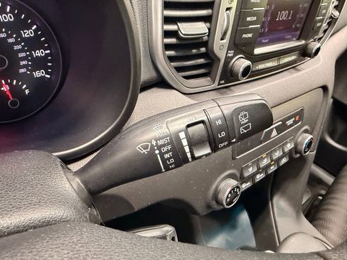 Used 2019 Kia Sportage LX AWD/4WD image 27