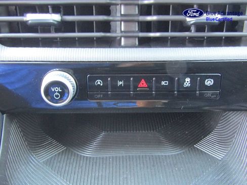 Certified 2025 Ford Explorer ST-Line w/ ST-Line Street Pack AWD/4WD image 17