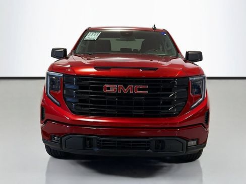 Used 2023 GMC Sierra 1500 Elevation AWD/4WD image 2