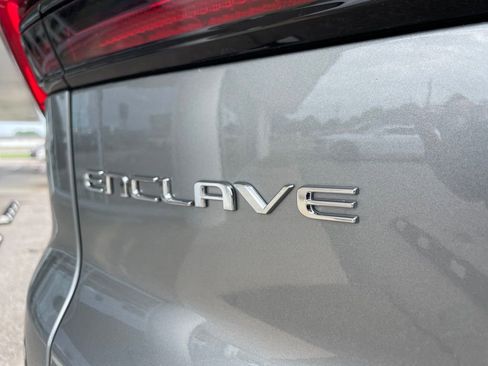 Used 2025 Buick Enclave Sport Touring w/ Power Package FWD image 16