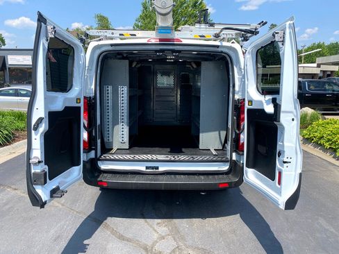 Used 2020 Ford Transit 250 Low Roof AWD image 11