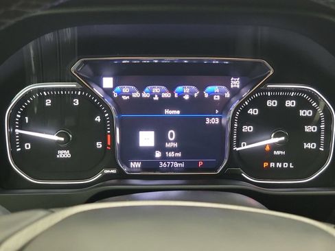 Certified 2022 GMC Sierra 2500 Denali w/ Denali Ultimate Package AWD/4WD image 12