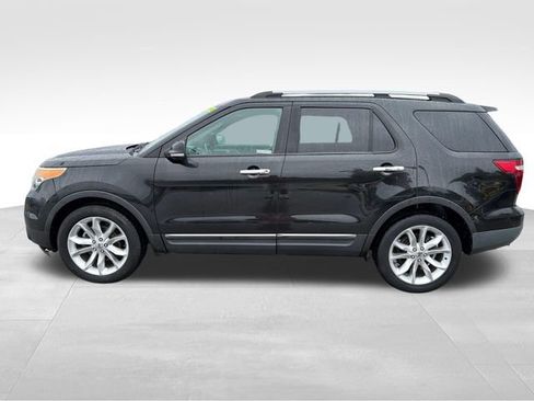 Used 2012 Ford Explorer XLT AWD/4WD image 4