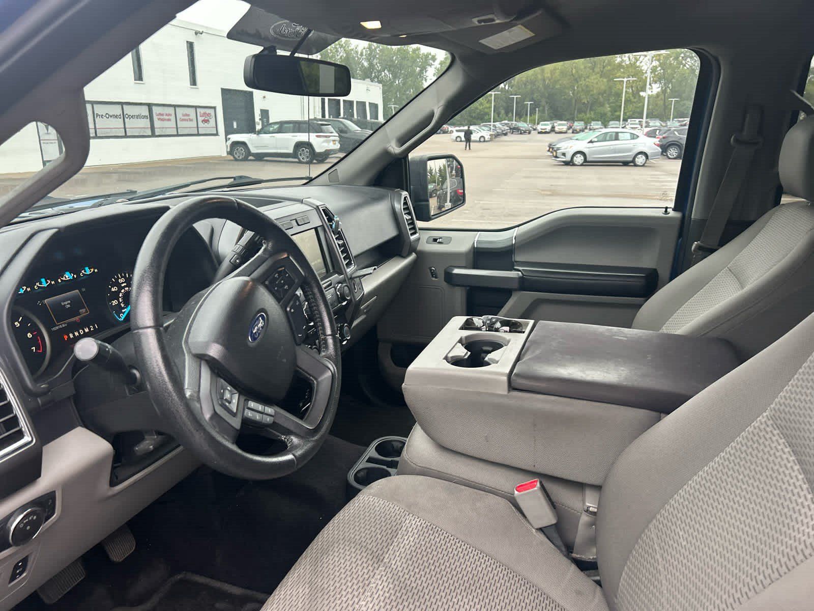 Used 2015 Ford F150 XLT w/ Equipment Group 302A Luxury AWD/4WD image 9