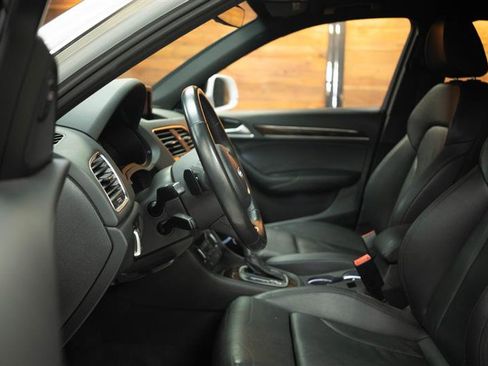 Used 2016 Audi Q3 2.0T Prestige w/ Prestige Package AWD/4WD image 9