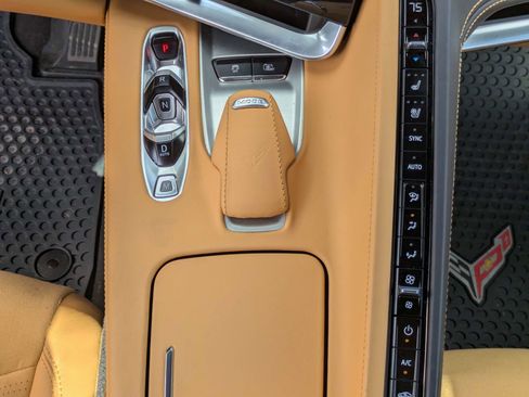 Used 2024 Chevrolet Corvette Stingray Premium Conv w/ 3LT RWD image 14