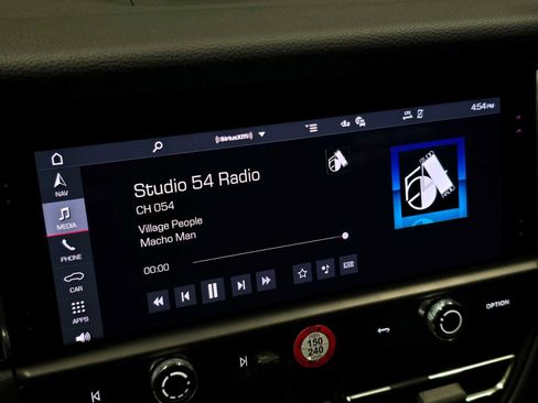 Used 2025 Porsche Macan image 26