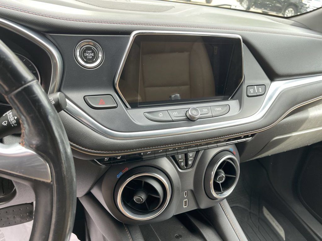Used 2019 Chevrolet Blazer Premier w/ Sun and Wheels Package FWD image 7