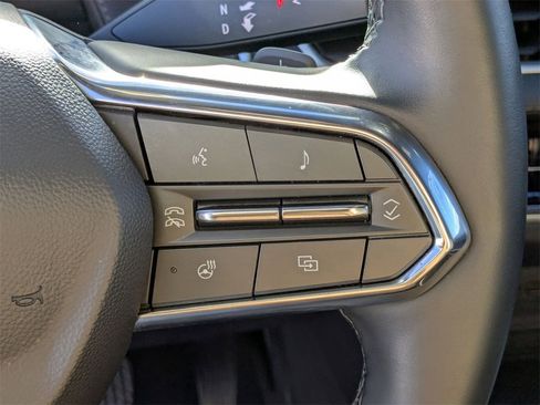 Used 2025 Chevrolet Equinox LT image 22