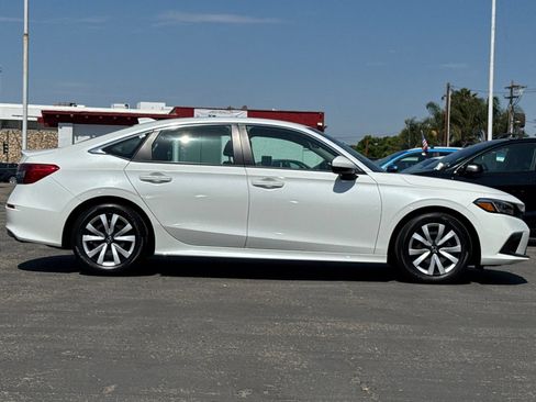 Used 2023 Honda Civic LX image 3