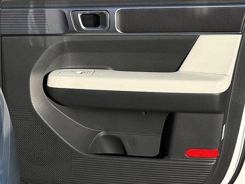 Certified 2025 Hyundai Santa Fe SE FWD image 24