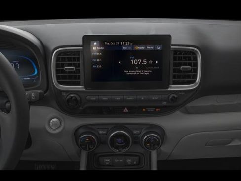 New 2026 Hyundai Venue SEL FWD image 19