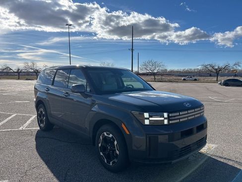 New 2026 Hyundai Santa Fe SE image 3