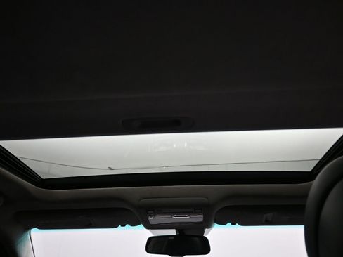 Used 2011 Lexus LS 460 L w/ Luxury Pkg image 37