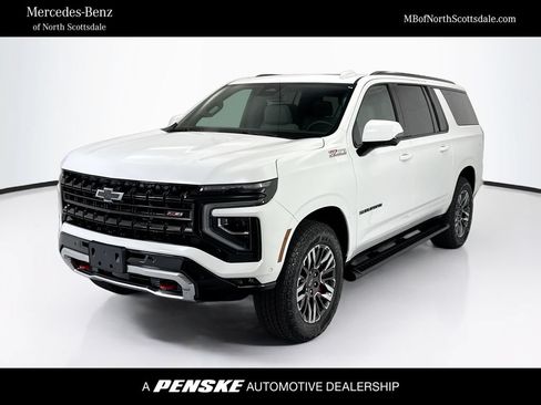 Used 2026 Chevrolet Suburban Z71 w/ Z71 Off-Road Package AWD/4WD image 1