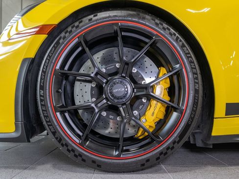 Used 2024 Porsche 911 GT3 RWD image 33