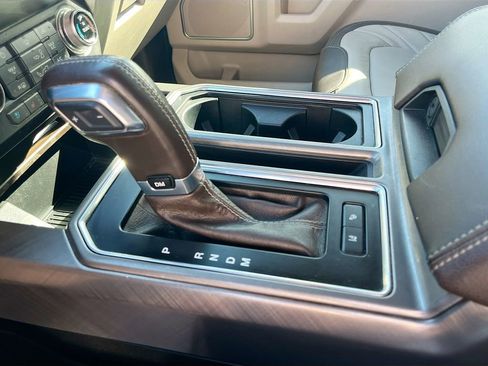 Used 2020 Ford F150 Limited w/ Trailer Tow Package AWD/4WD image 17