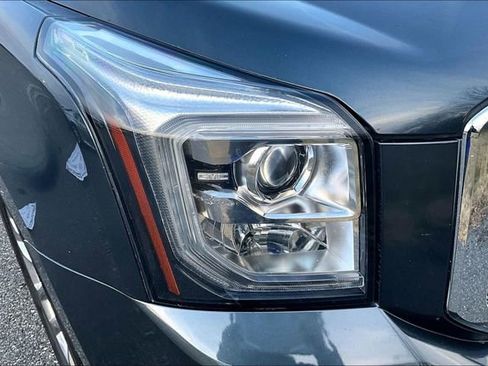 Used 2019 GMC Yukon Denali w/ Denali Ultimate Package image 31