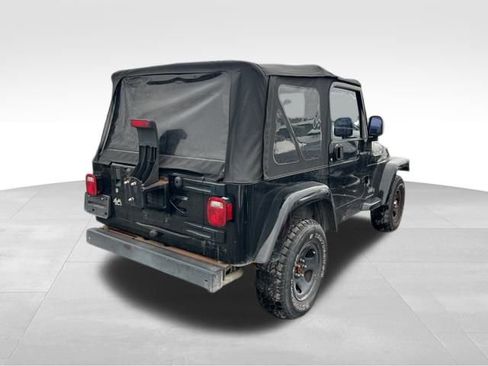 Used 2006 Jeep Wrangler X w/ Jeep 65th Anniversary Edition image 7