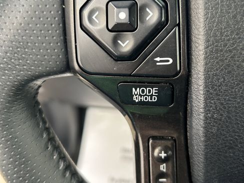 Used 2017 Toyota 4Runner TRD Off-Road Premium image 24