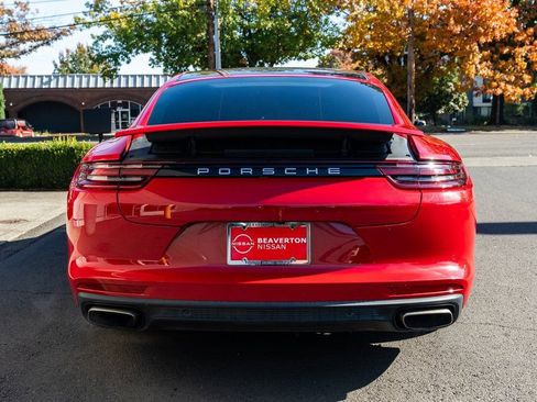 Used 2020 Porsche Panamera 4 w/ Premium Package Plus AWD/4WD image 5