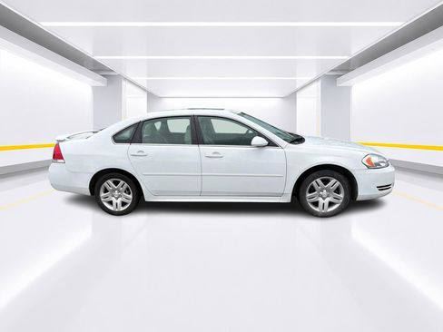 Used 2012 Chevrolet Impala LT w/ LT Sunroof Package FWD image 3