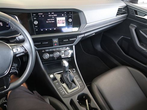 Used 2020 Volkswagen Jetta SEL FWD image 43