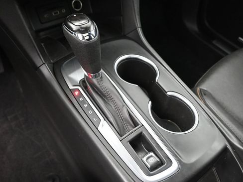 Used 2020 Chevrolet Equinox Premier image 31