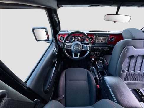 Used 2021 Jeep Wrangler Rubicon w/ Cold Weather Group image 3