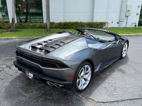 Used 2016 Lamborghini Huracan LP 610-4 AWD/4WD image 17