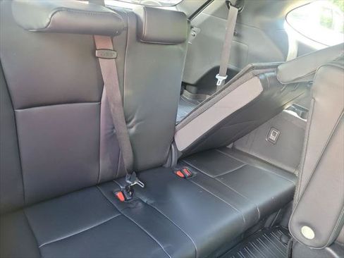 Certified 2024 Toyota Highlander XSE FWD image 37