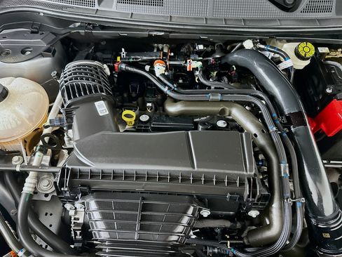 Used 2023 Lincoln Corsair FWD image 33