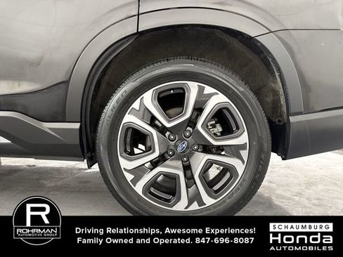 Used 2023 Subaru Ascent Limited AWD/4WD image 6