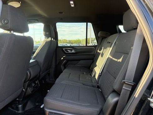 Used 2021 Chevrolet Tahoe 4WD w/ Remote Keyless Entry Package image 18