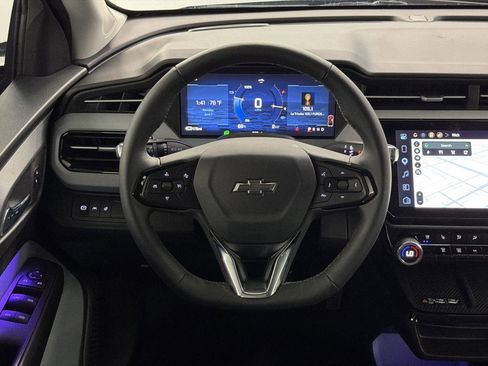 Used 2027 Chevrolet Bolt RS w/ Technology Package FWD image 23