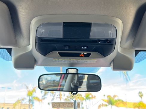 Used 2023 Subaru Crosstrek 2.0i image 14