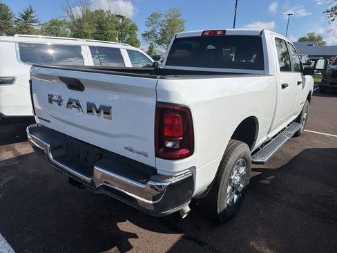 Used 2025 RAM 2500 Big Horn AWD/4WD image 2