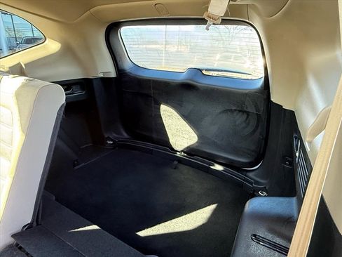 Used 2019 Honda CR-V LX image 13