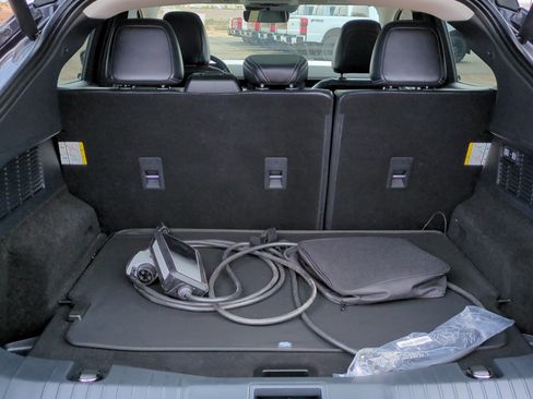 Used 2022 Ford Mustang Mach-E Premium RWD image 28