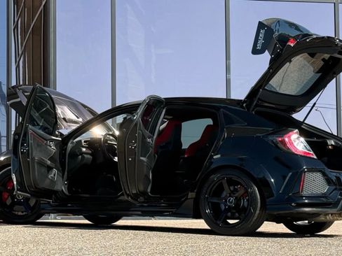 Used 2017 Honda Civic Type R image 33