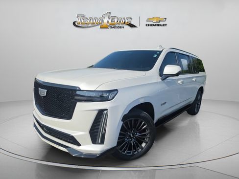 Used 2023 Cadillac Escalade ESV V AWD/4WD image 4